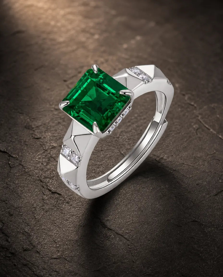 Lab emerald gemstone multi-angle ring in 925 sterling silver