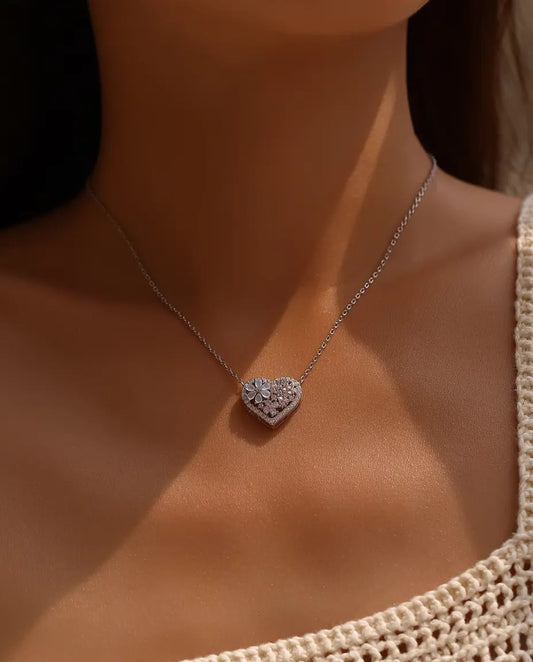 Mother of pearl flower heart necklace in 925 sterling silver
