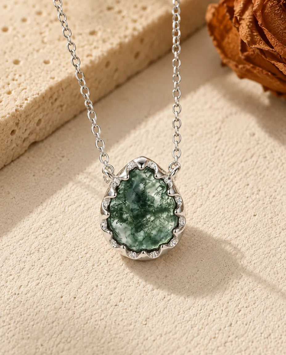 Moss Agate Necklace - front view