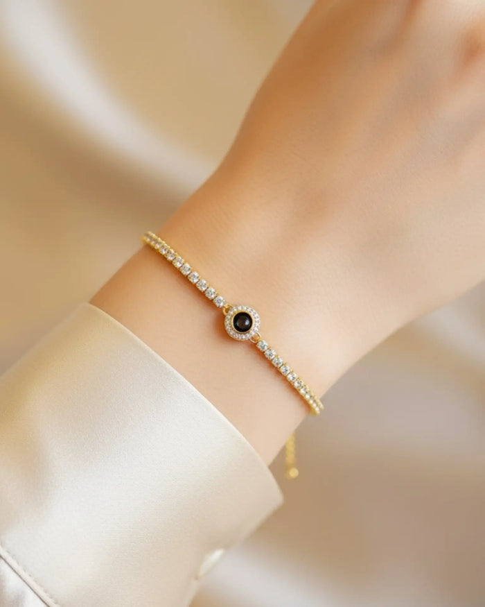 What is Projection Jewelry? The Science of Nano-Micro Carving Explained