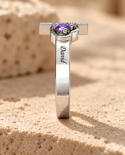 2 Birthstone Ring - side profile of the setting