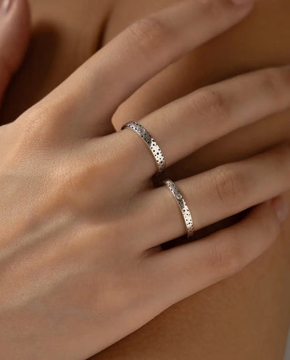 His and hers moissanite couple ring set in 925 sterling silver