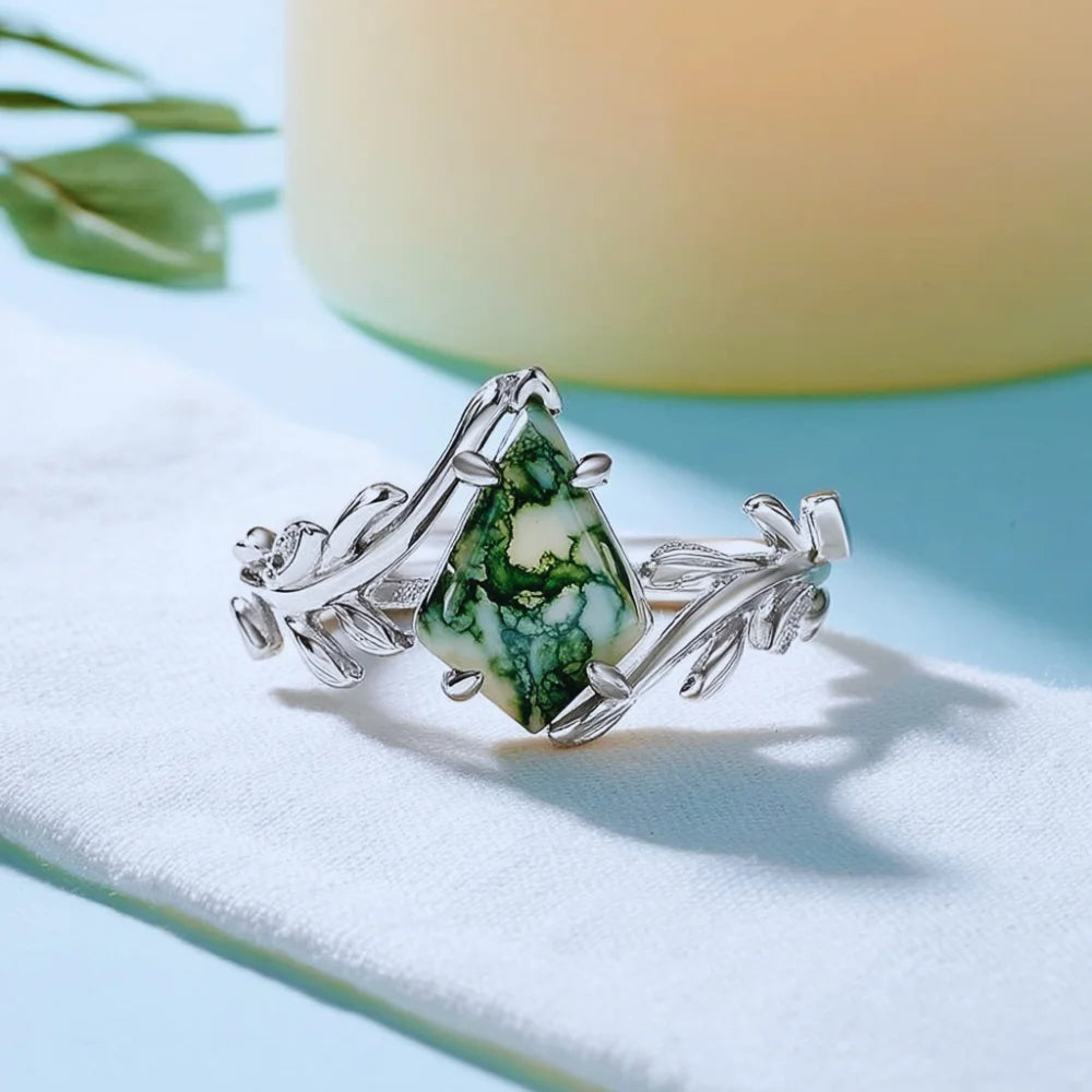 Kite Shaped Moss Agate Leaf Ring in Sterling Silver