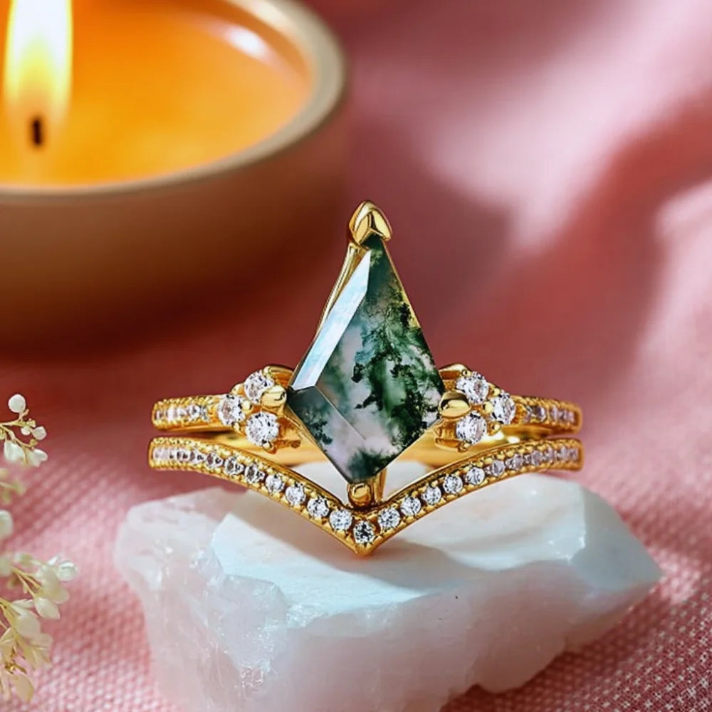 Kite-Shaped Moss Agate Ring Set