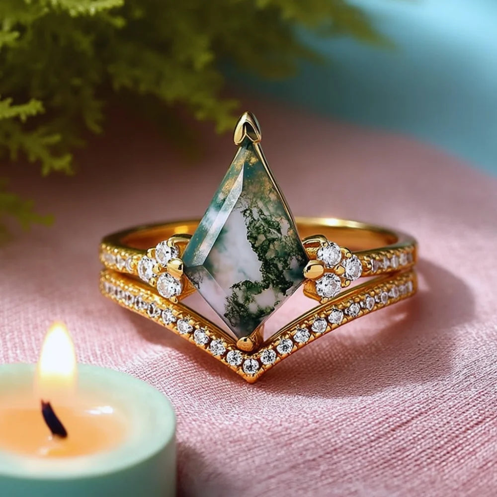 Kite-Shaped Moss Agate Ring Set
