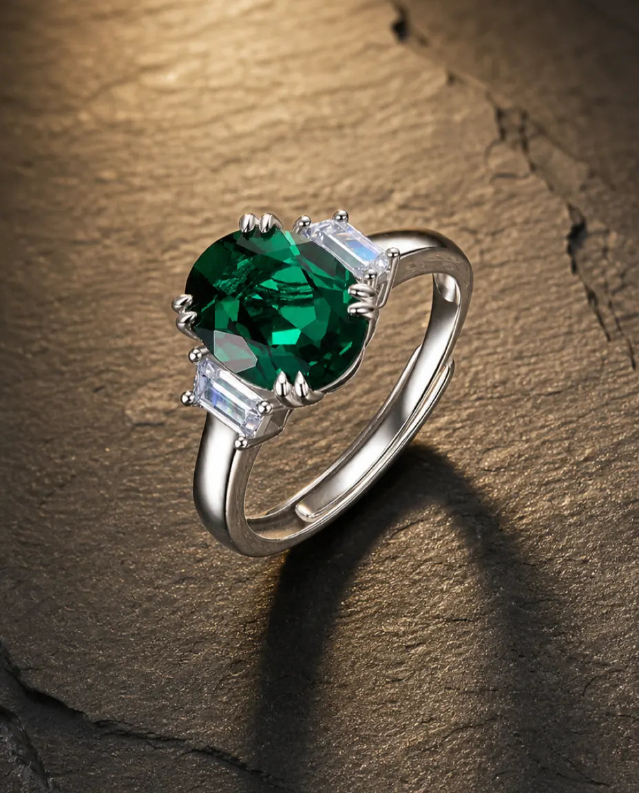 Lab emerald gemstone ring in 925 sterling silver