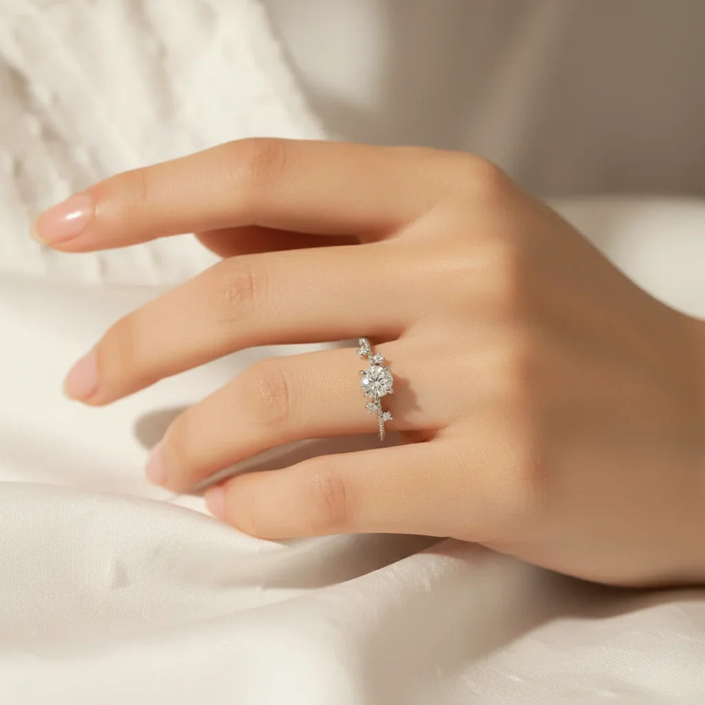 Moissanite Engagement Ring, 1.00 Carat, 925 Sterling Silver, Flower Six Claws Setting
