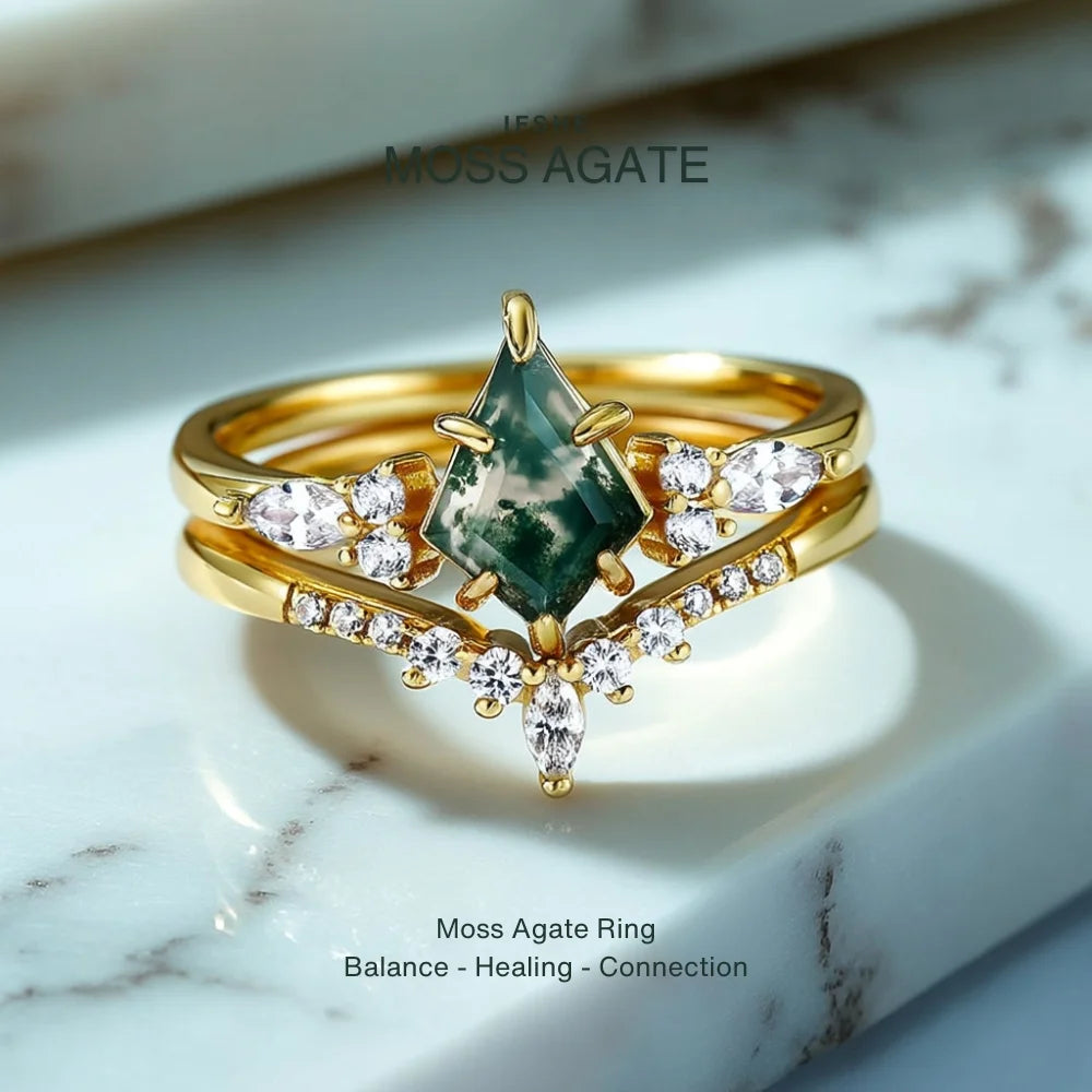 Kite Shaped Moss Agate Ring Set in 925 Sterling Silver