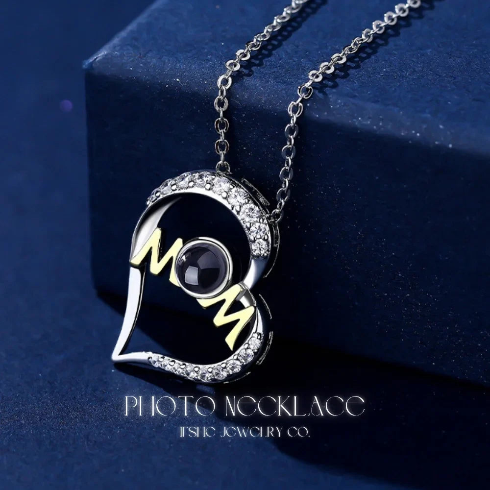 Personalised Mum Pendant Photo Necklace – Projection Necklace with Picture Inside