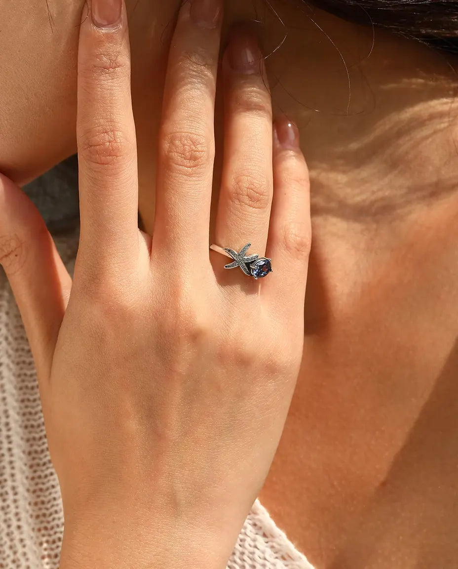 Starfish ring with oval violet zirconia in 925 sterling silver
