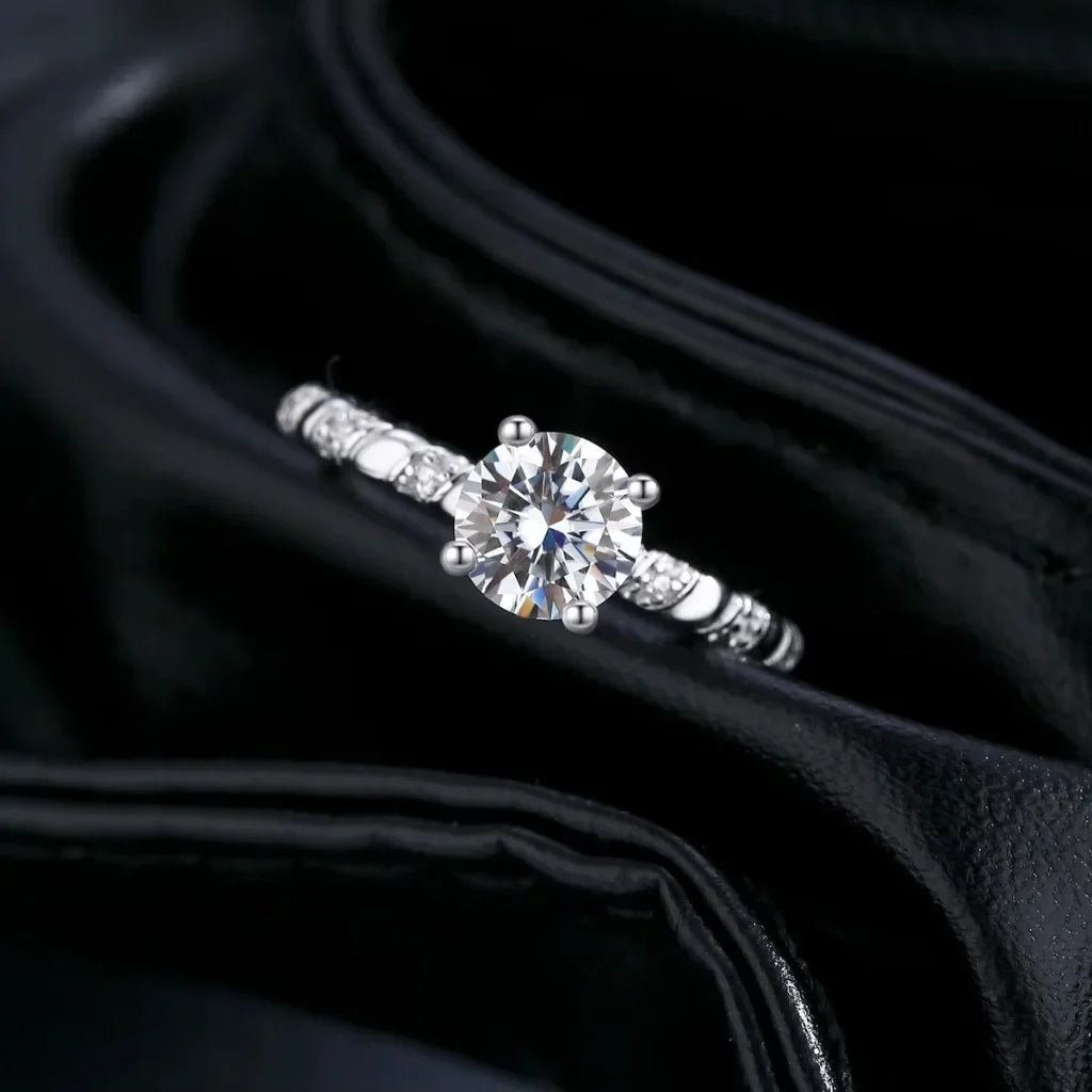 Twisted Moissanite Solitaire Ring in 925 Sterling Silver - Moissanite Engagement Ring for Women