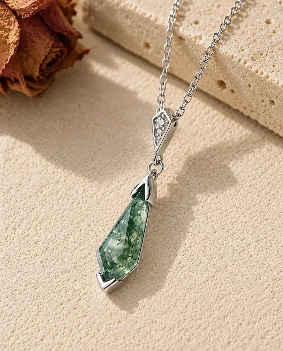 Moss Agate Necklace - front view